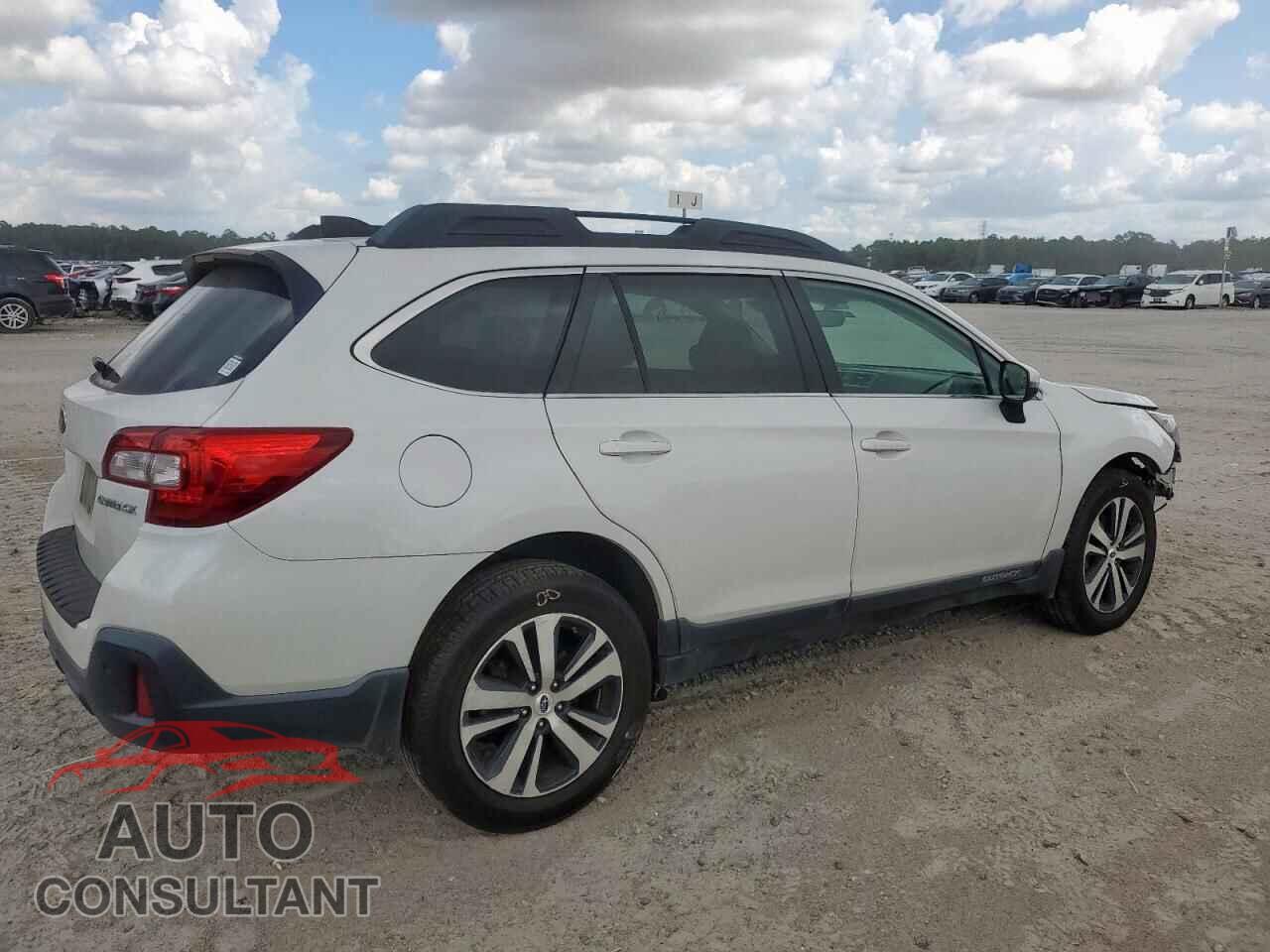SUBARU OUTBACK 2018 - 4S4BSANC2J3250380