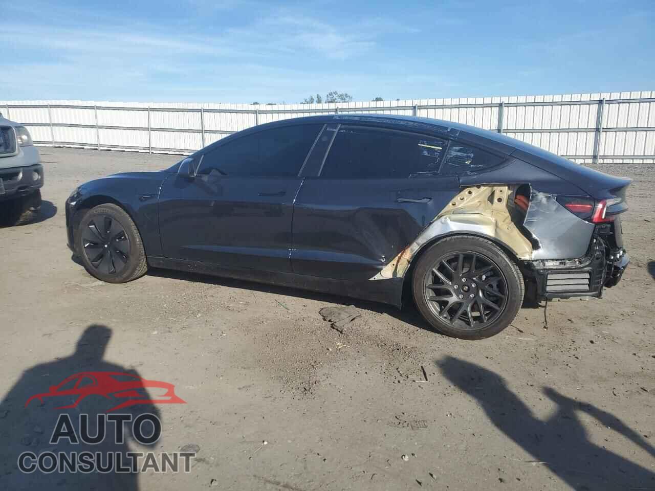 TESLA MODEL 3 2025 - 5YJ3E1EA2SF973312