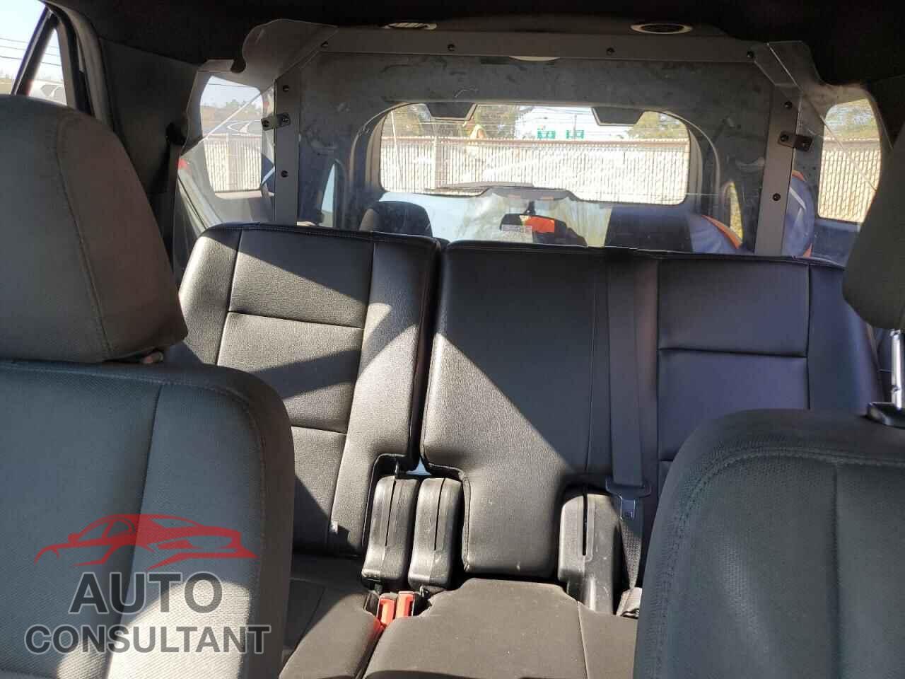 FORD EXPLORER 2018 - 1FM5K8AR3JGB20293