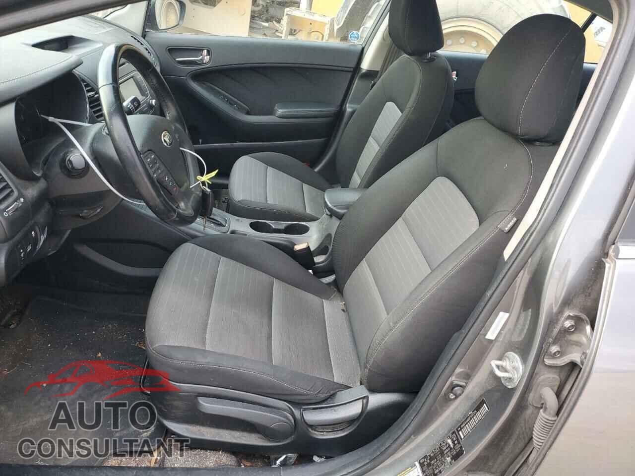 KIA FORTE 2015 - KNAFX4A81F5337514