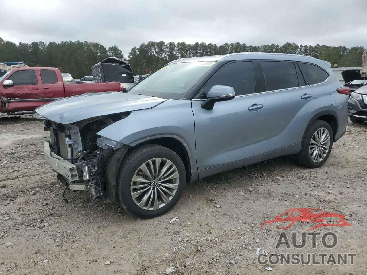 TOYOTA HIGHLANDER 2022 - 5TDFZRAH4NS114709