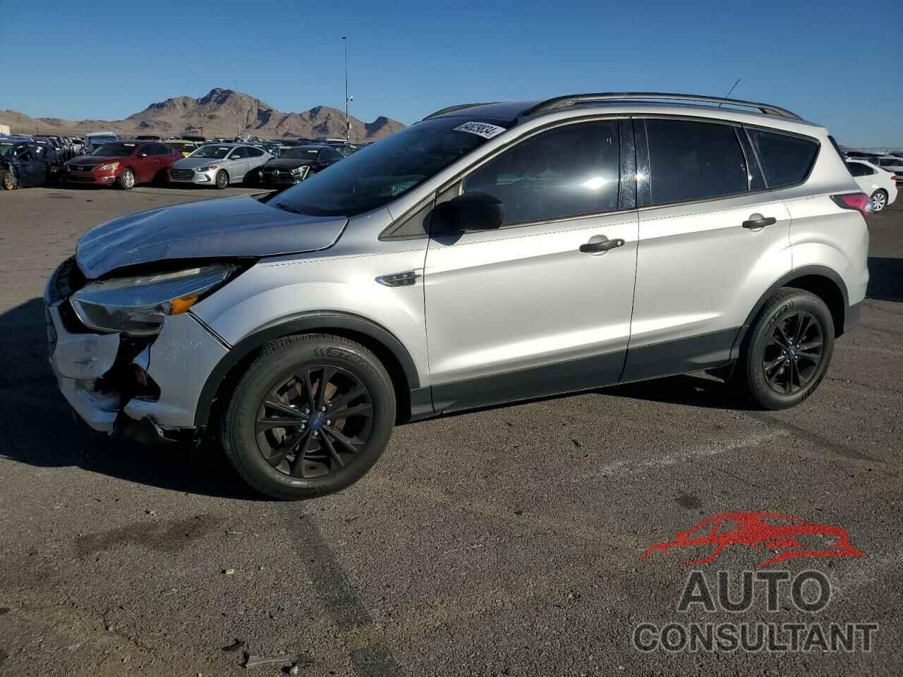 FORD ESCAPE 2017 - 1FMCU0F71HUB43464