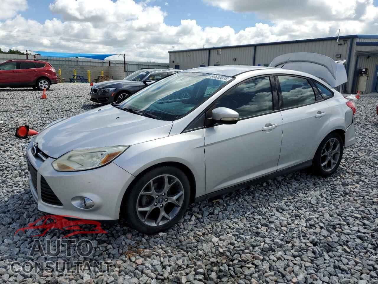 FORD FOCUS 2013 - 1FADP3F28DL308745