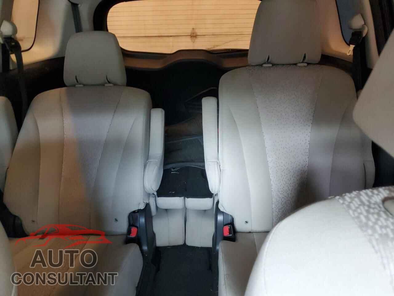 MAZDA 5 2012 - JM1CW2BL4C0128521