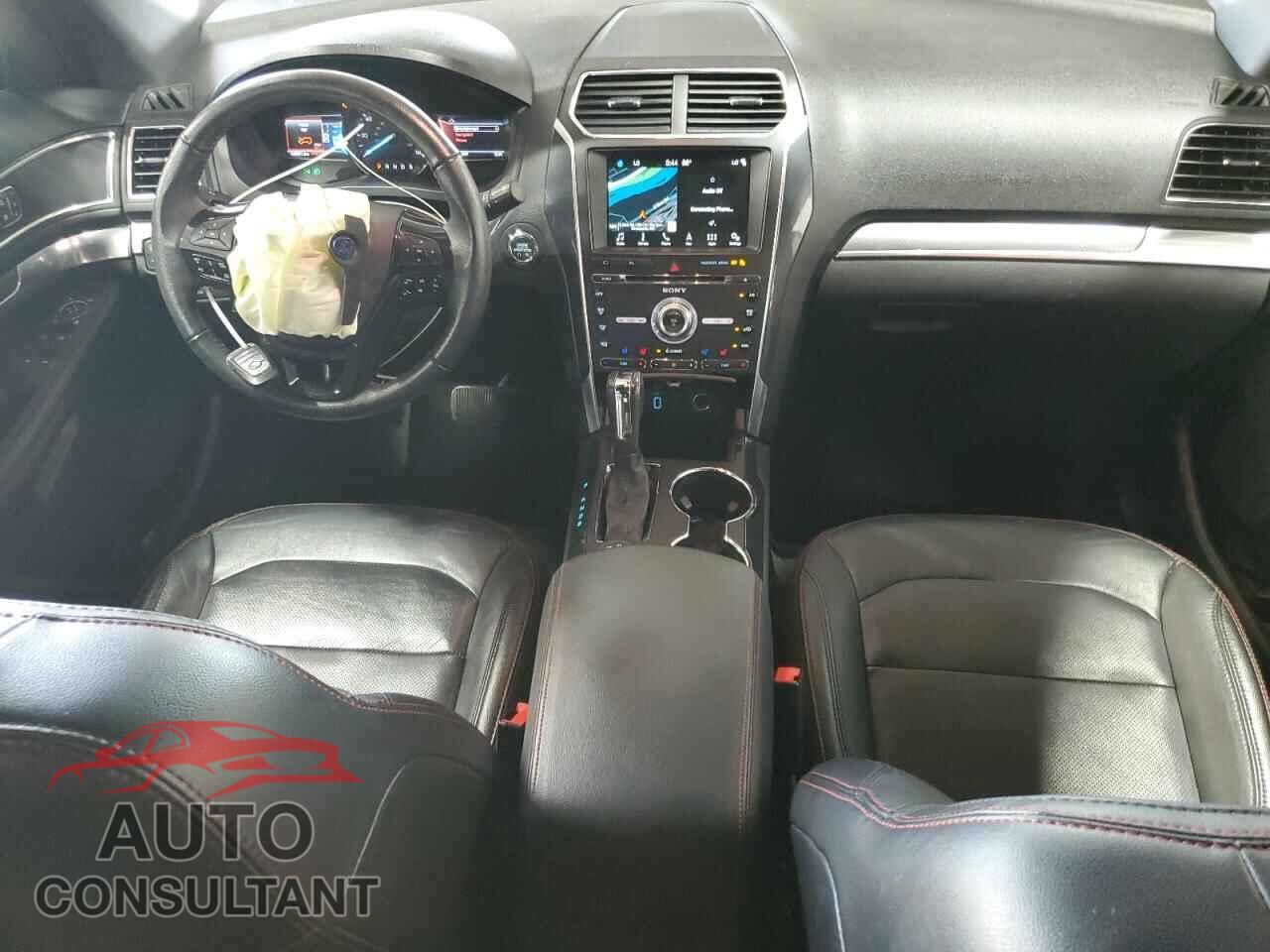 FORD EXPLORER 2018 - 1FM5K8GT3JGB43754