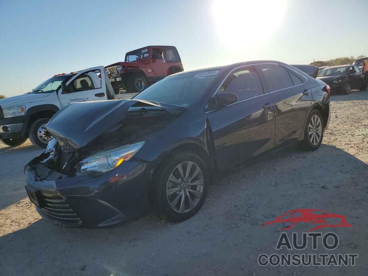 TOYOTA CAMRY 2015 - 4T4BF1FK3FR464571
