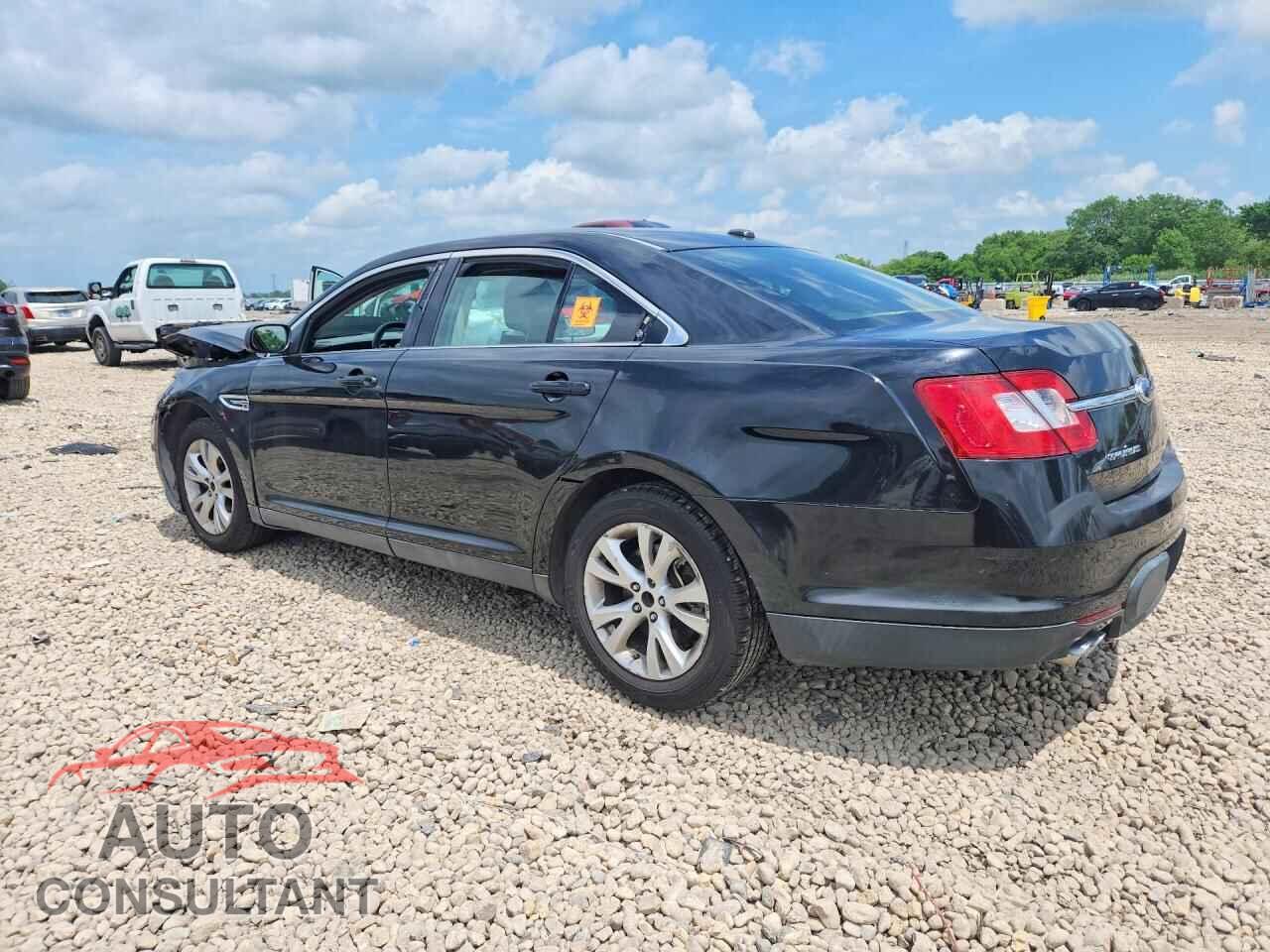 FORD TAURUS 2011 - 1FAHP2EW2BG190312