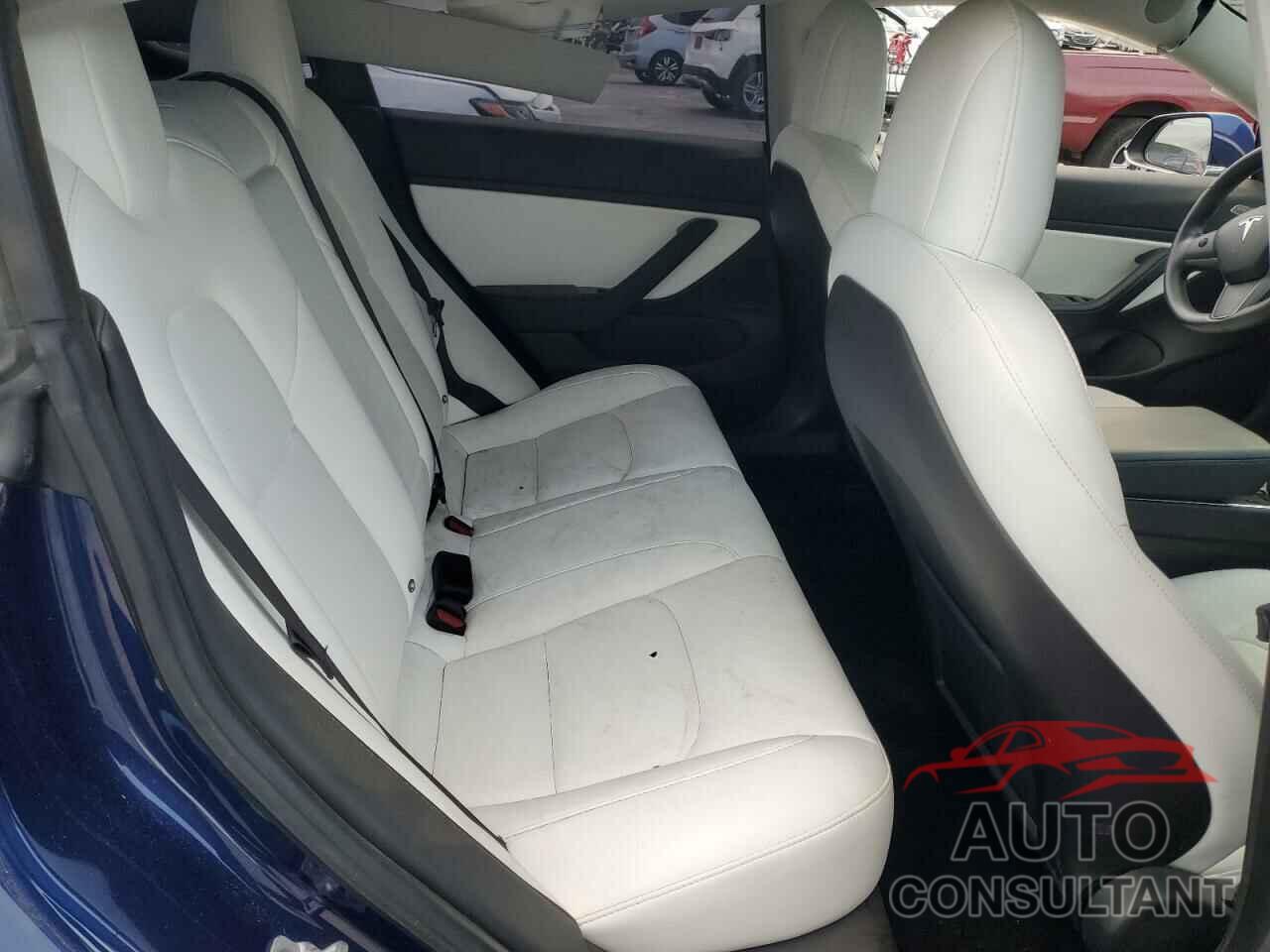 TESLA MODEL 3 2018 - 5YJ3E1EA9JF155767