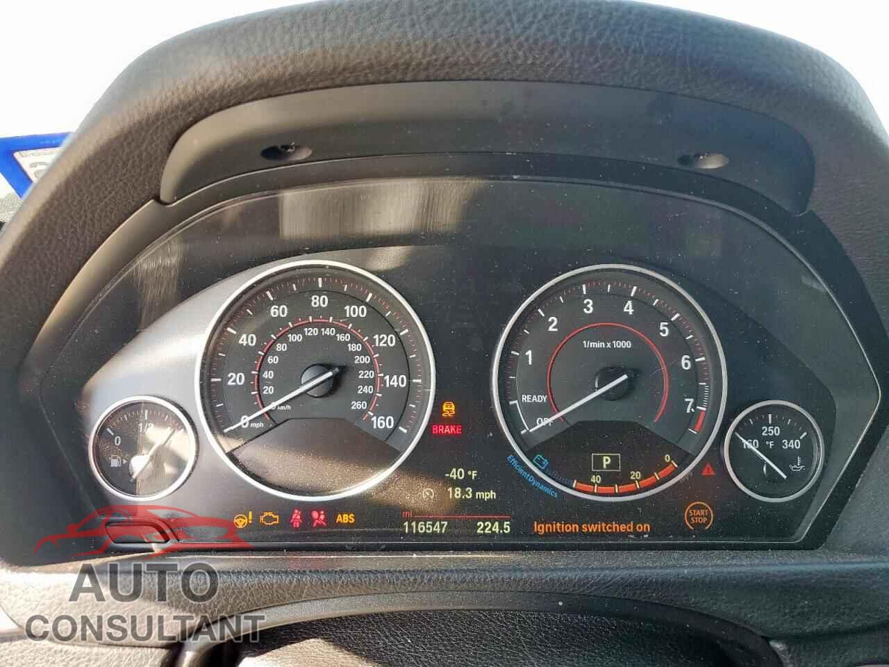 BMW 3 SERIES 2016 - WBA8E3G52GNU02782