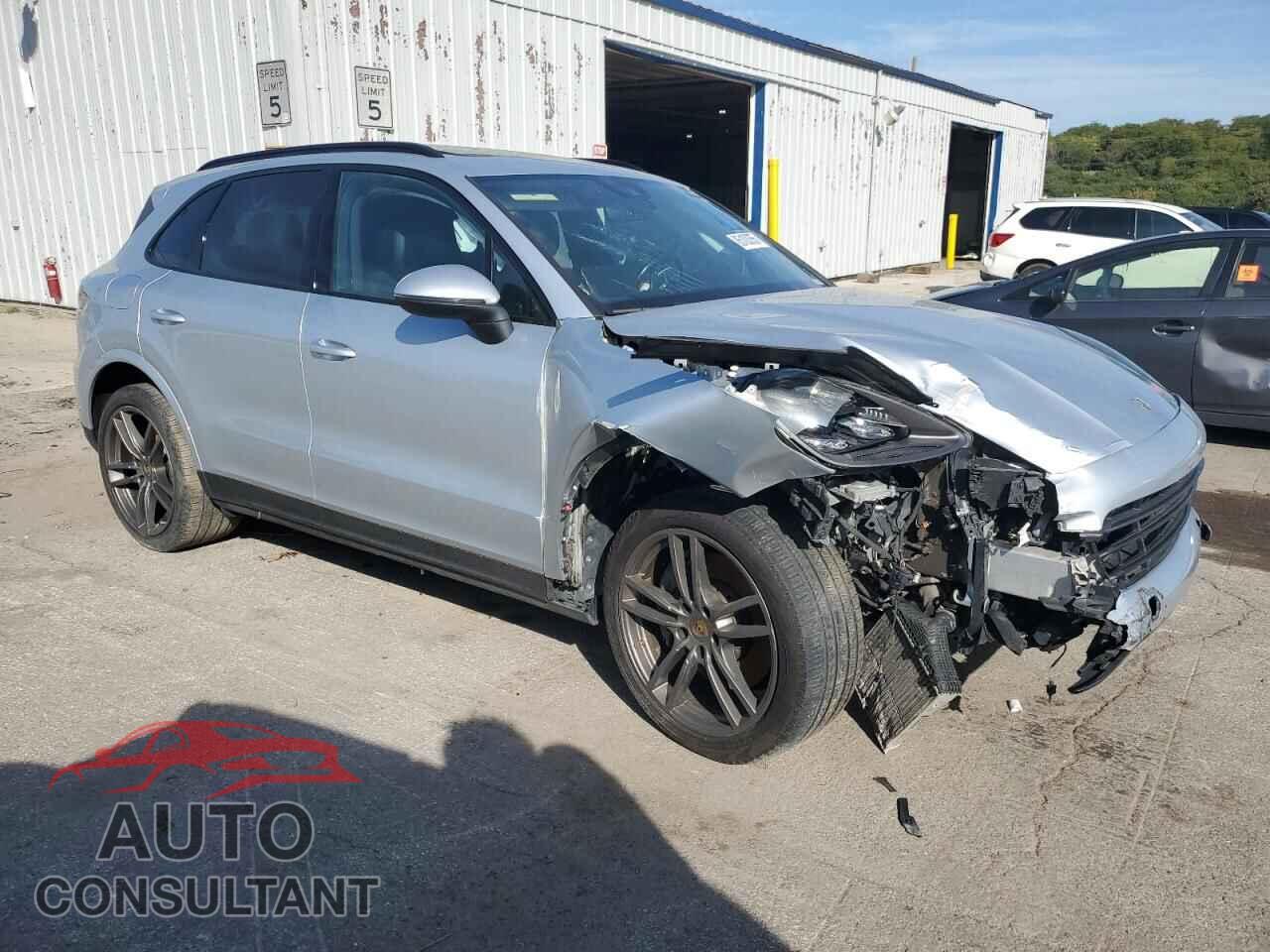 PORSCHE CAYENNE 2019 - WP1AB2AY5KDA61546