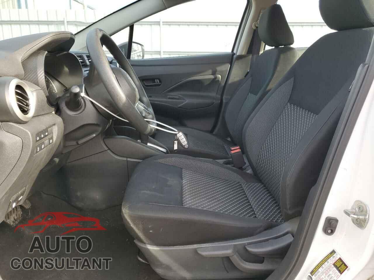 NISSAN VERSA 2020 - 3N1CN8DV2LL902792