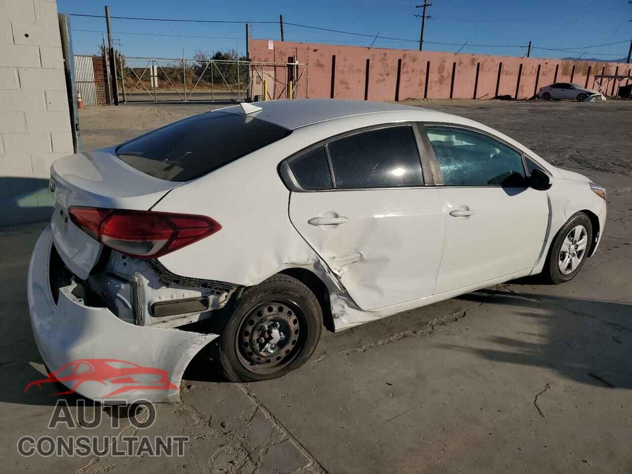 KIA FORTE 2017 - 3KPFK4A76HE140385