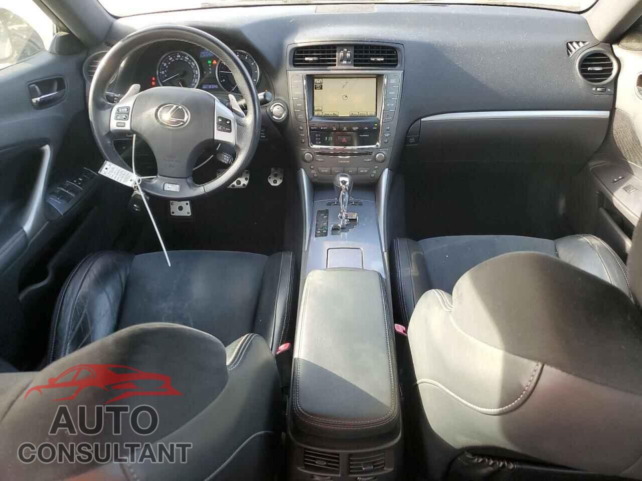 LEXUS IS 2011 - JTHBF5C26B5142021