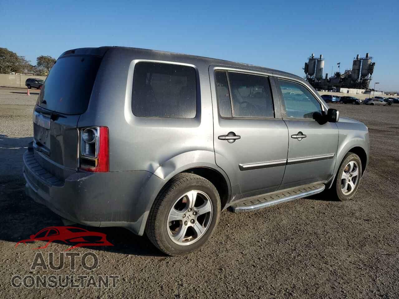 HONDA PILOT 2013 - 5FNYF3H52DB024438
