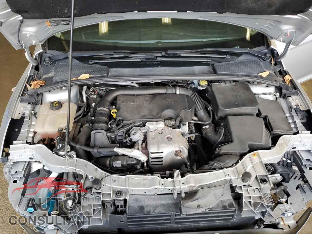 FORD FOCUS 2015 - 1FADP3FE3FL323344