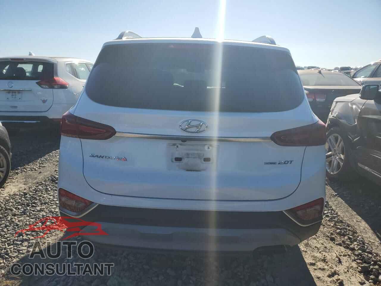 HYUNDAI SANTA FE 2019 - 5NMS5CAA8KH083313