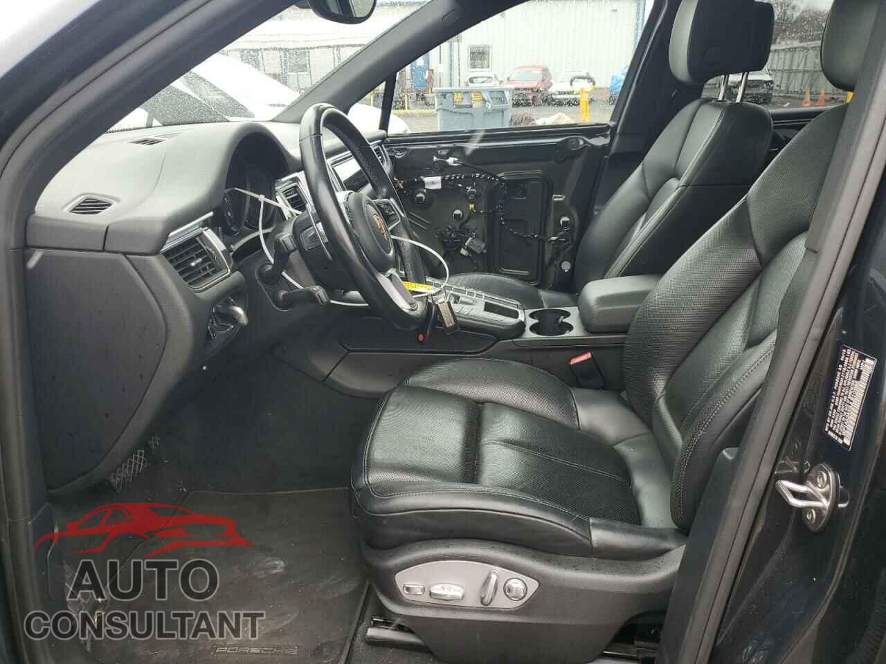 PORSCHE MACAN 2018 - WP1AA2A59JLB10986