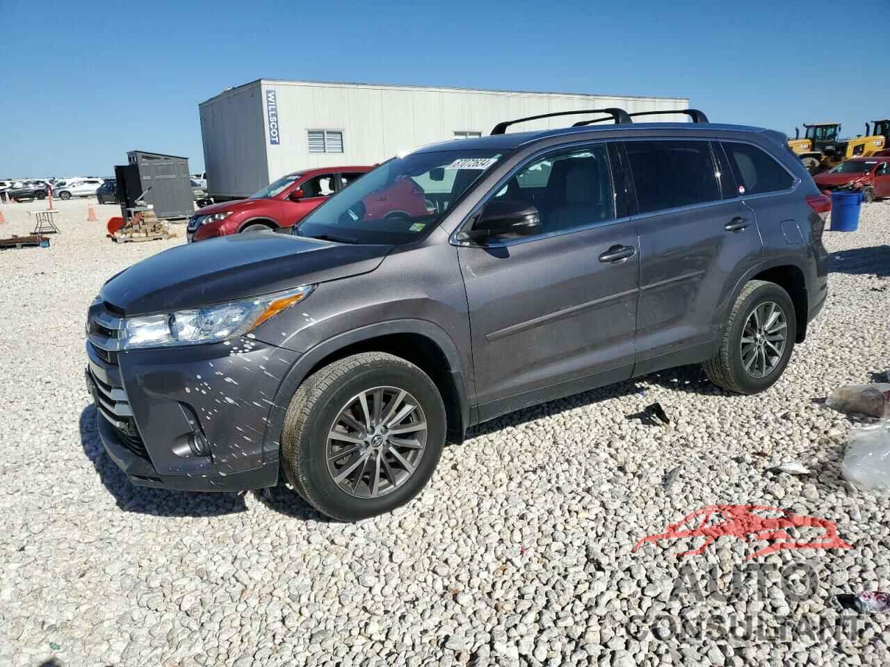 TOYOTA HIGHLANDER 2019 - 5TDJZRFH4KS733390