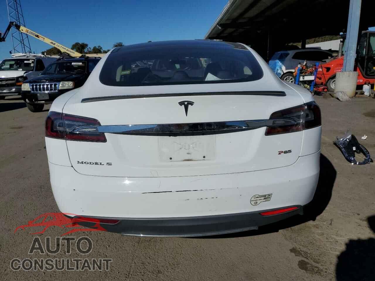 TESLA MODEL S 2013 - 5YJSA1CP7DFP05678