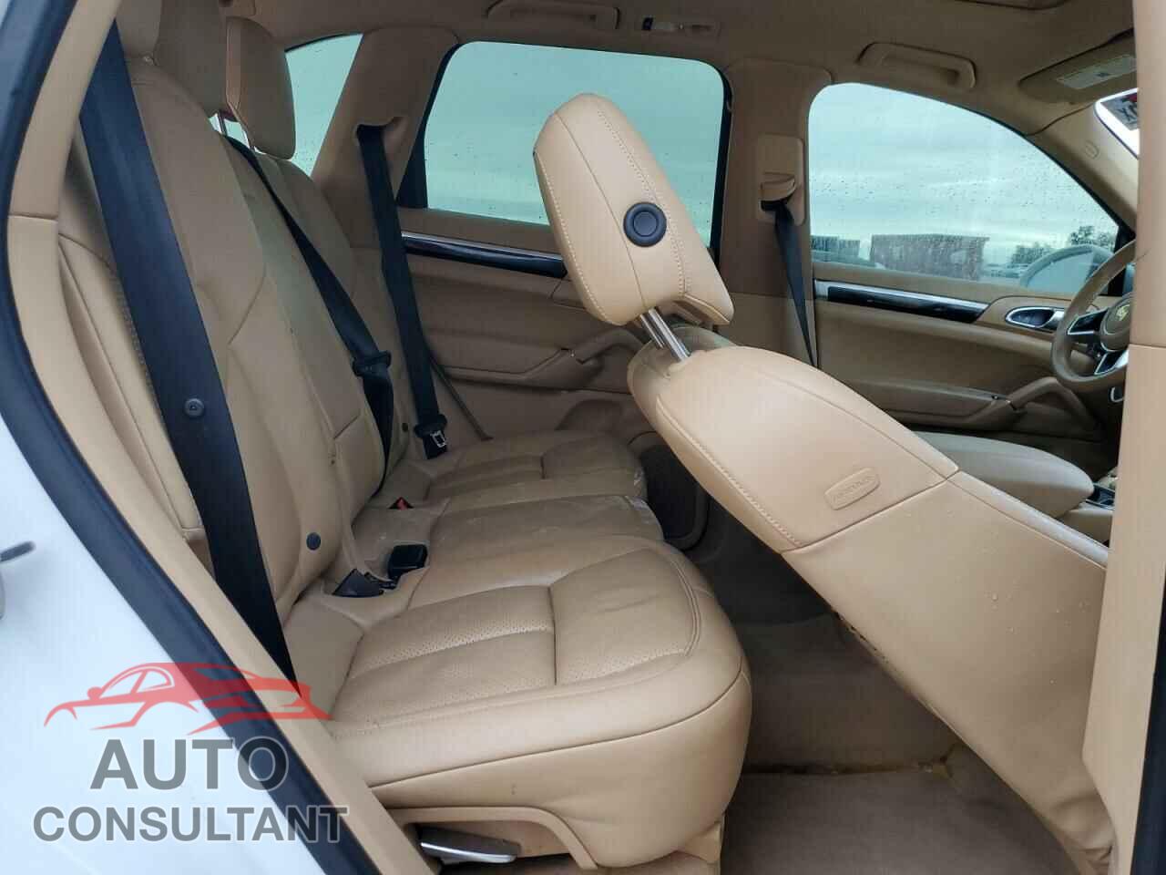 PORSCHE CAYENNE 2016 - WP1AA2A24GLA11362