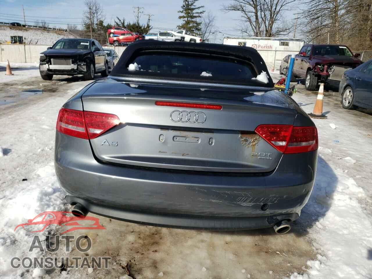 AUDI A5 2012 - WAULFAFH7CN000581
