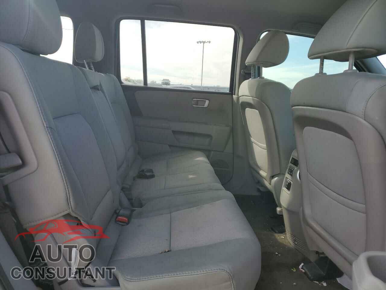HONDA PILOT 2013 - 5FNYF3H41DB044378