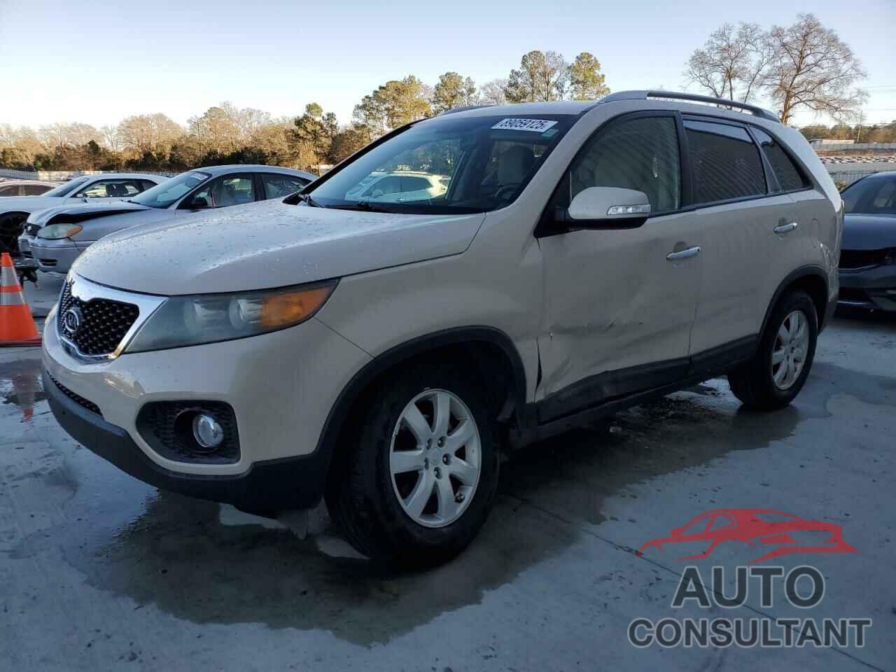 KIA SORENTO 2011 - 5XYKT4A11BG137248