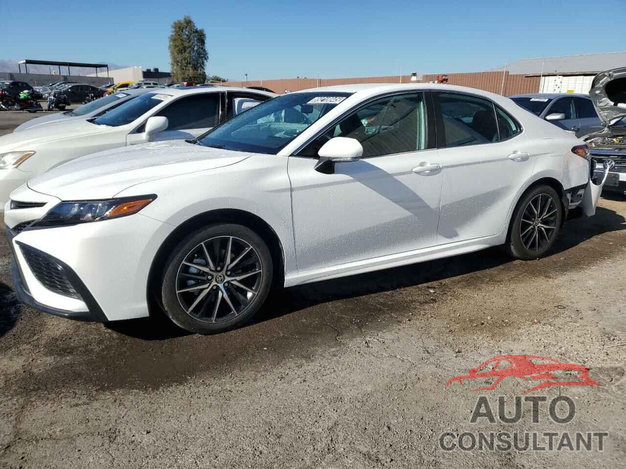 TOYOTA CAMRY 2024 - 4T1G11AK9RU882935