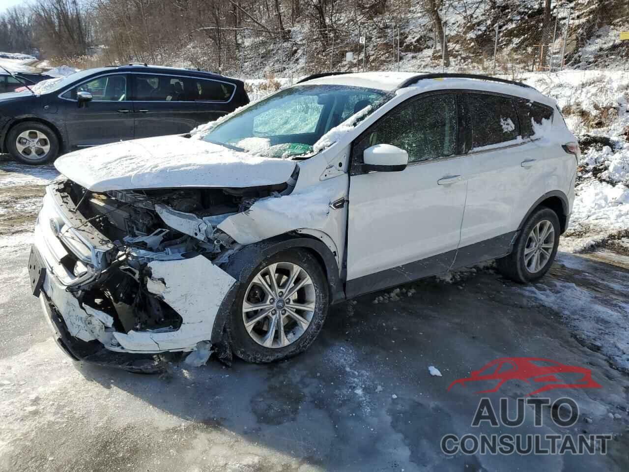 FORD ESCAPE 2018 - 1FMCU9GD8JUD54014