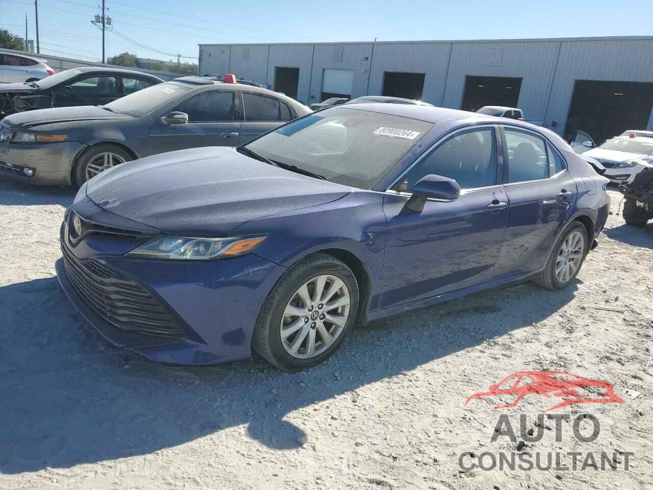 TOYOTA CAMRY 2018 - 4T1B11HK9JU616934