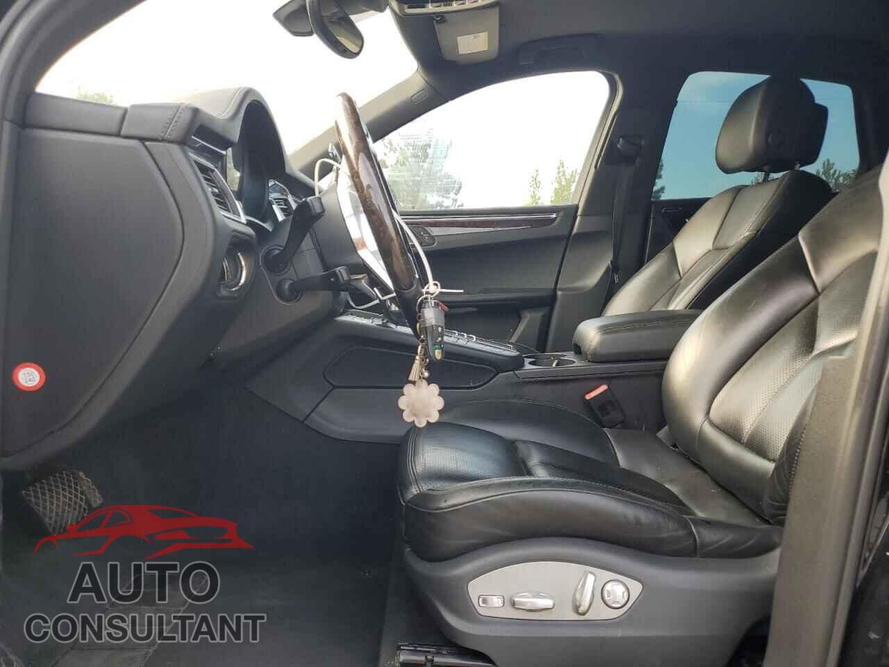 PORSCHE MACAN 2015 - WP1AB2A59FLB41692