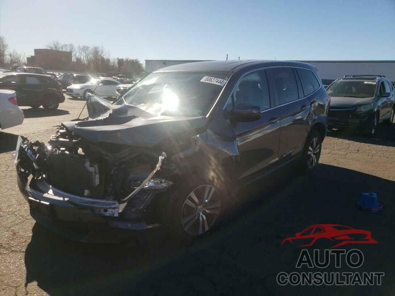 HONDA PILOT 2018 - 5FNYF6H52JB014389