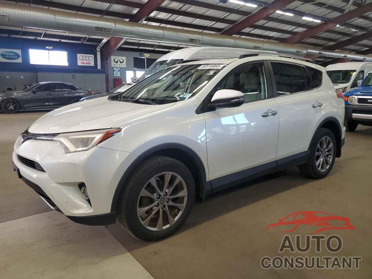 TOYOTA RAV4 2017 - JTMDFREV3HD209777