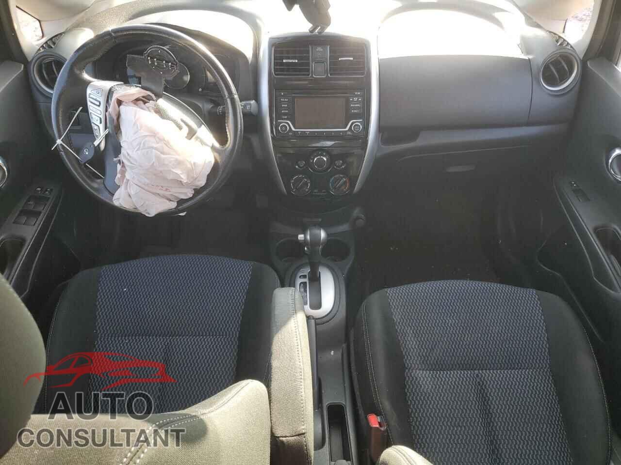 NISSAN VERSA 2017 - 3N1CE2CP3HL360237