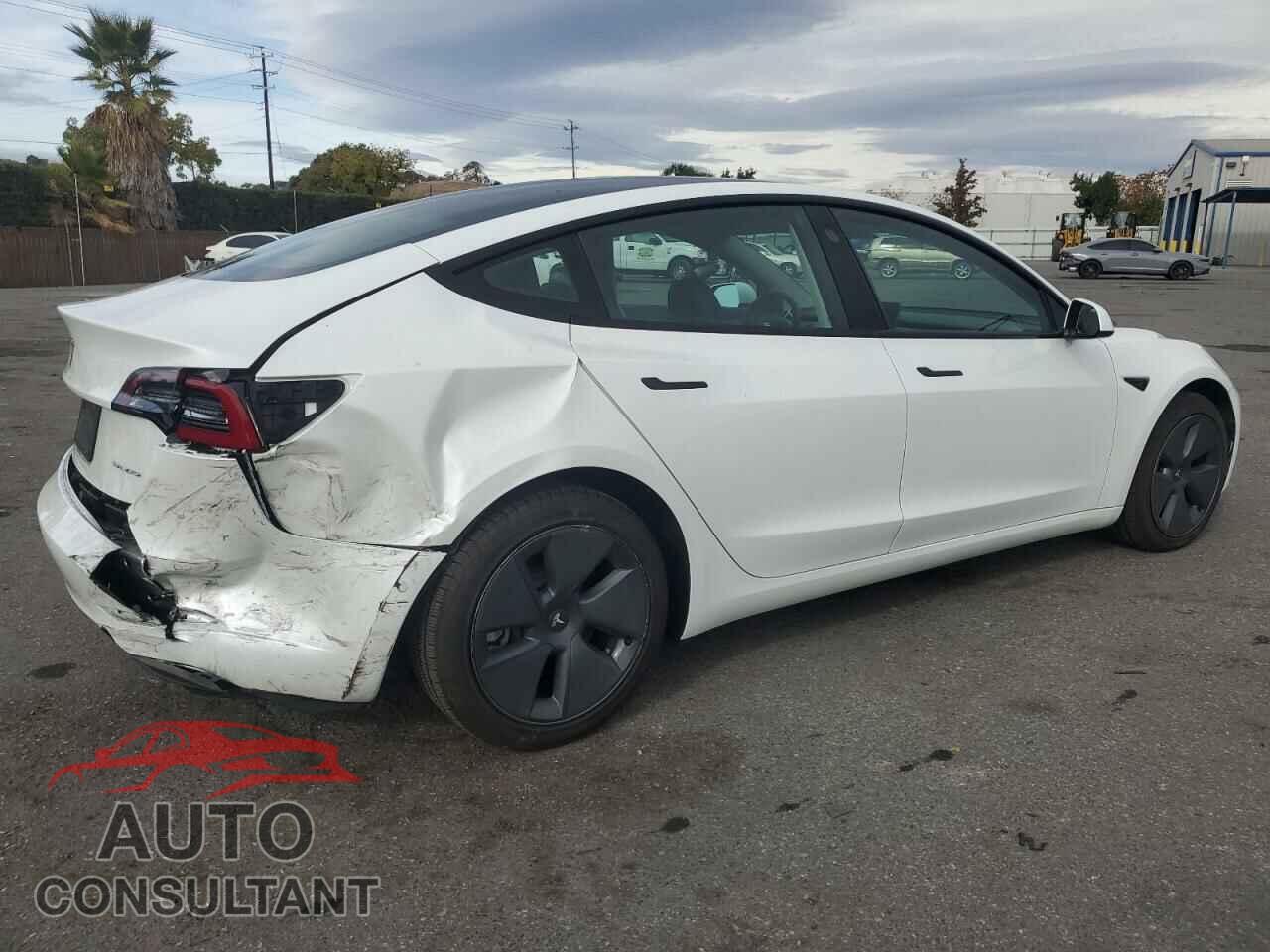 TESLA MODEL 3 2022 - 5YJ3E1EB5NF133523