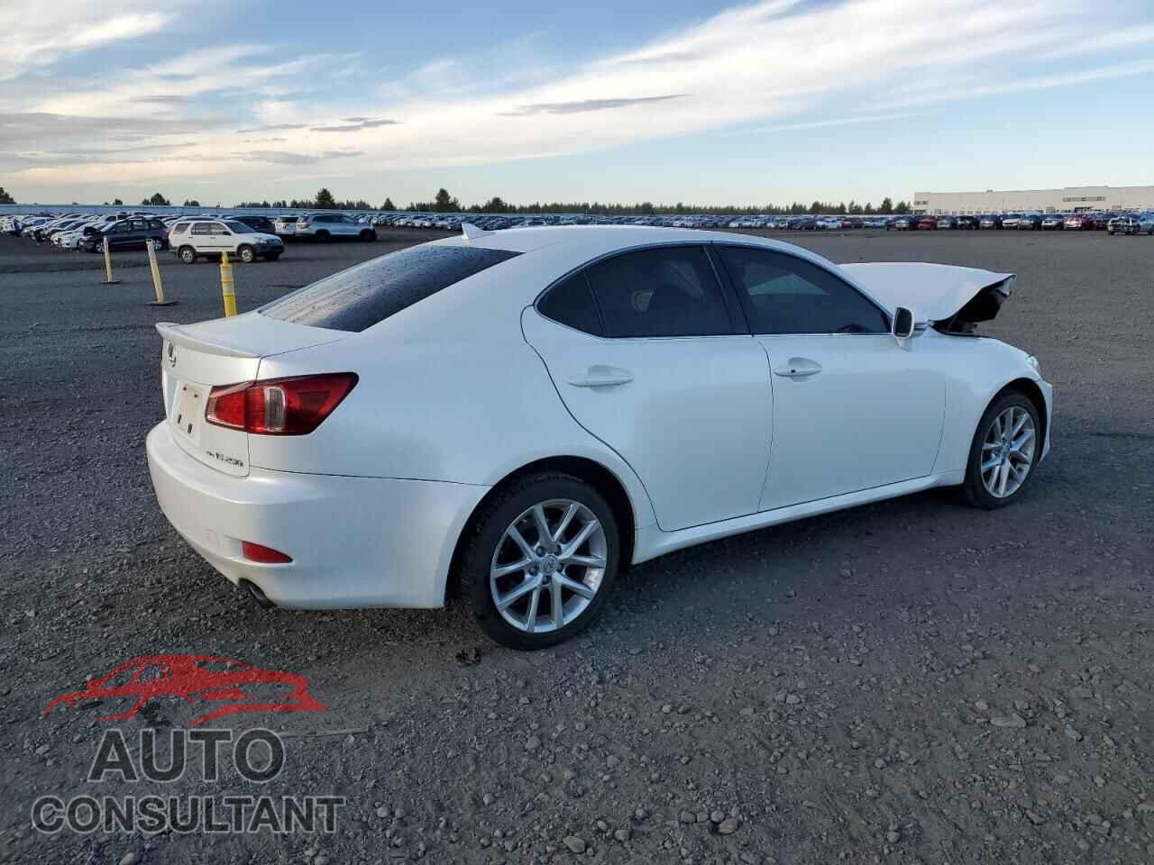 LEXUS IS 2012 - JTHCF5C25C5060027