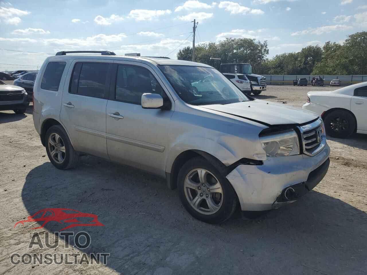 HONDA PILOT 2013 - 5FNYF4H55DB036671