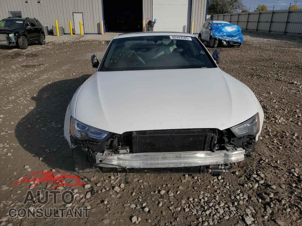 AUDI S5/RS5 2013 - WAUVGAFR2DA032202