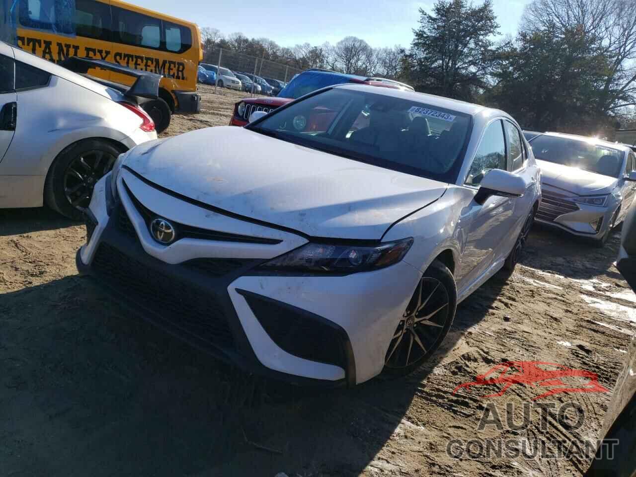 TOYOTA CAMRY 2022 - 4T1G11AK7NU700305