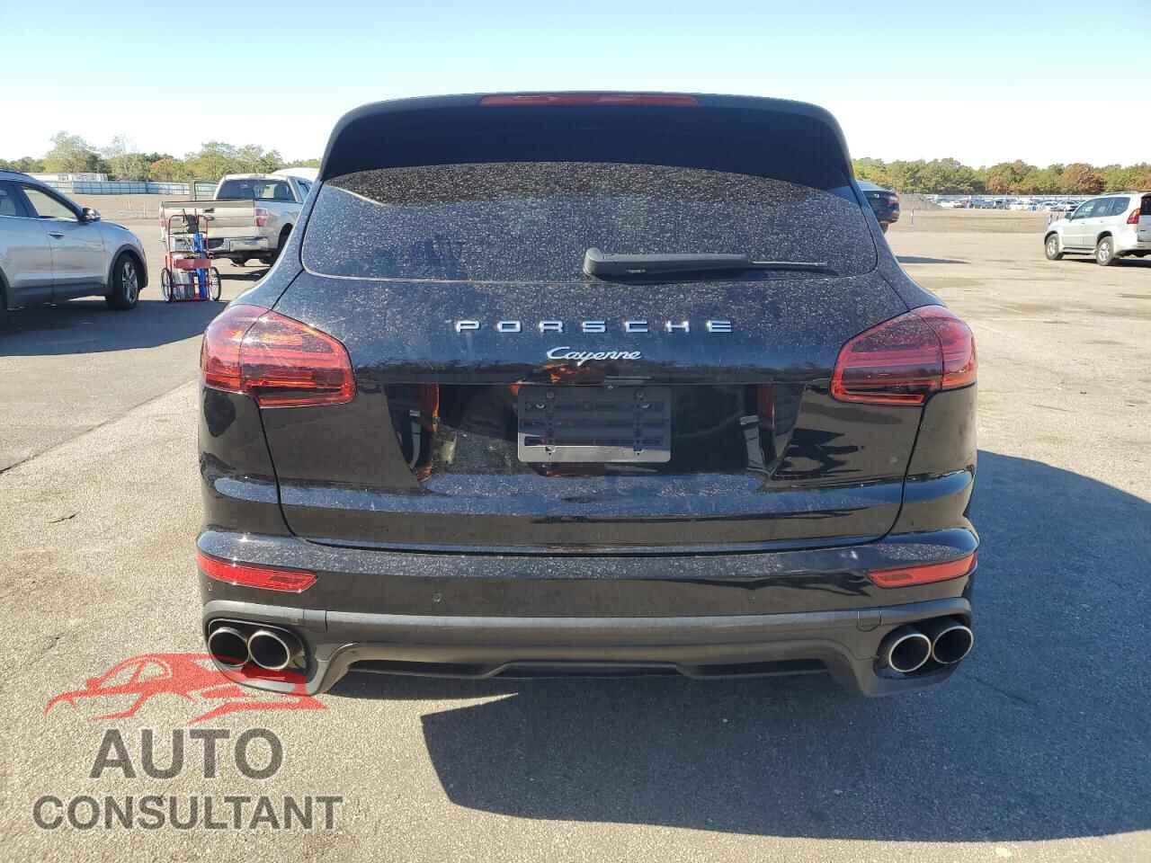 PORSCHE CAYENNE 2016 - WP1AA2A20GKA08884