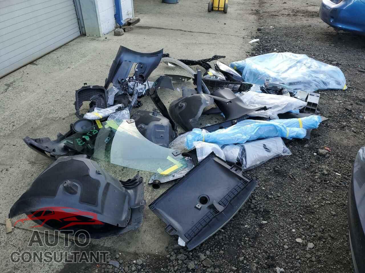 TESLA MODEL 3 2023 - 5YJ3E1EA9PF420812
