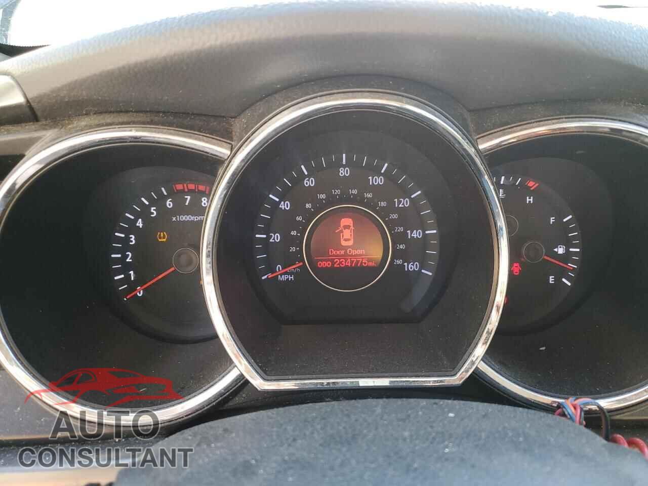KIA OPTIMA 2011 - KNAGM4A77B5057708