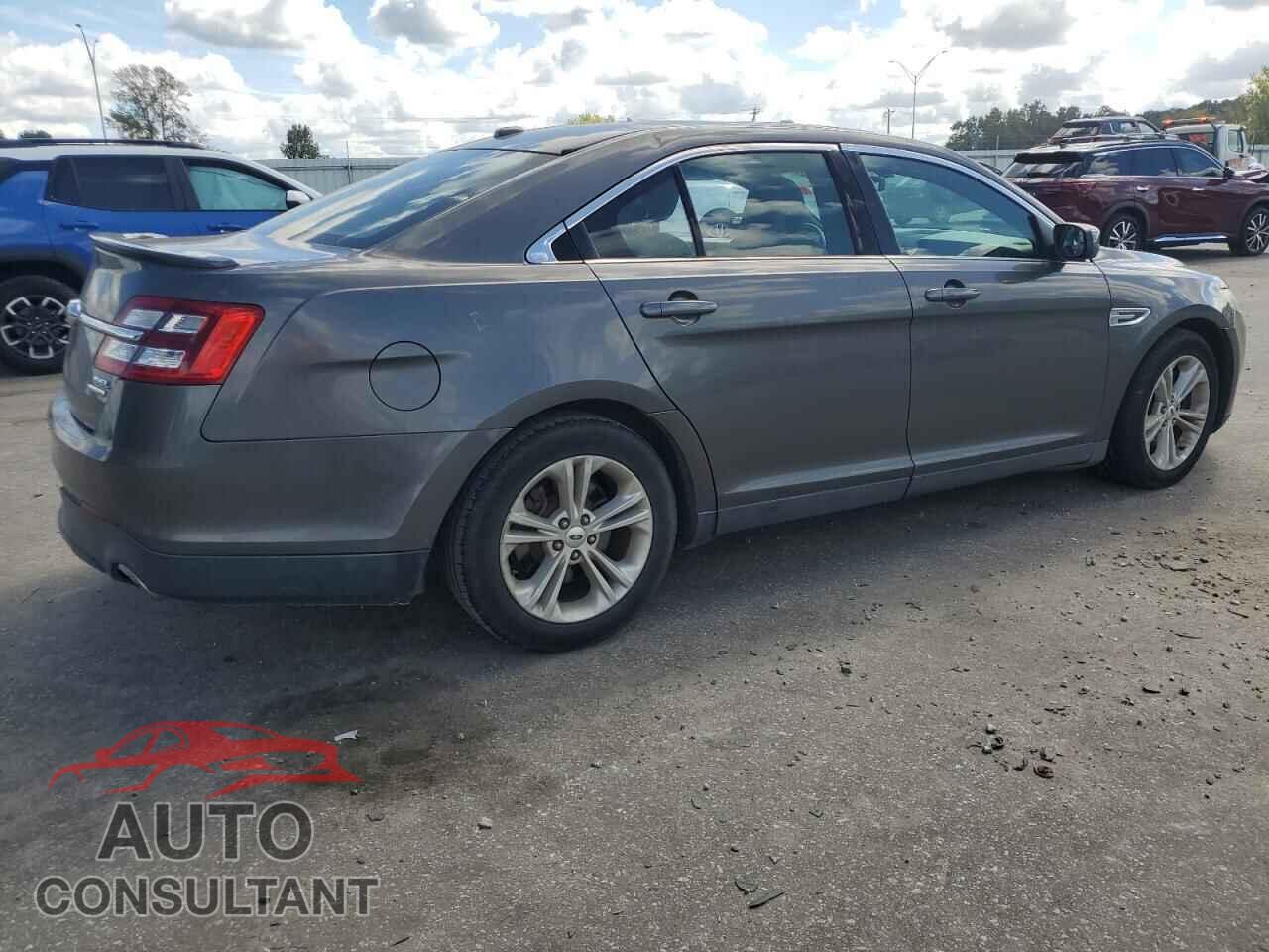 FORD TAURUS 2015 - 1FAHP2E85FG189596