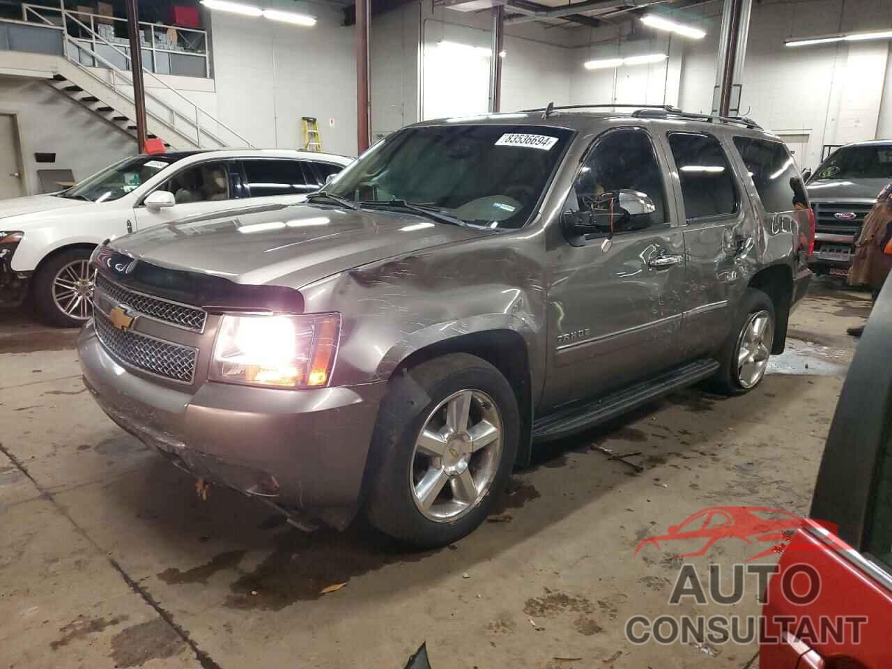 CHEVROLET TAHOE 2011 - 1GNSKCE08BR384824