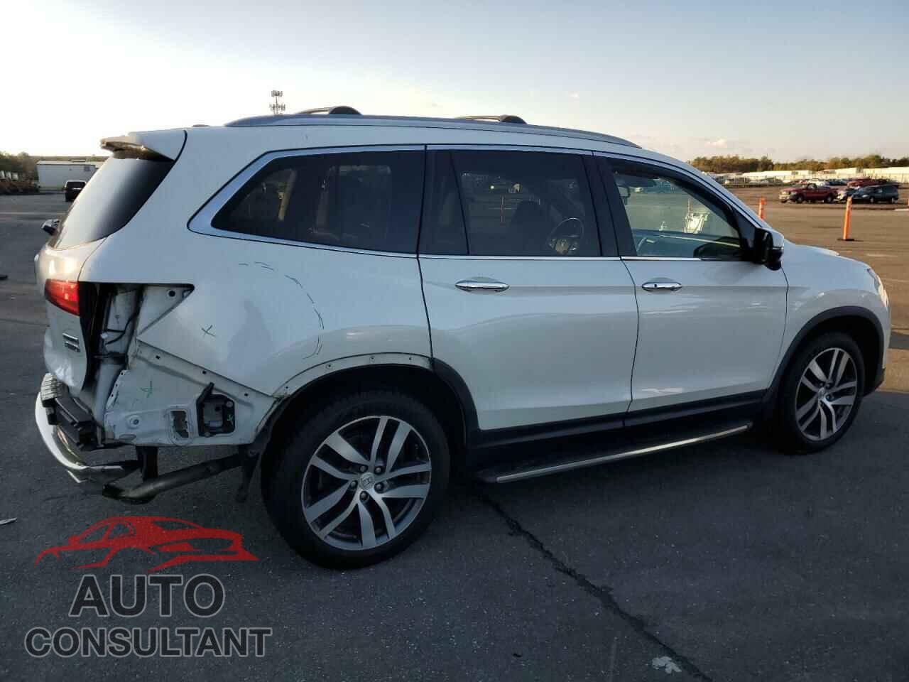 HONDA PILOT 2017 - 5FNYF6H91HB050295
