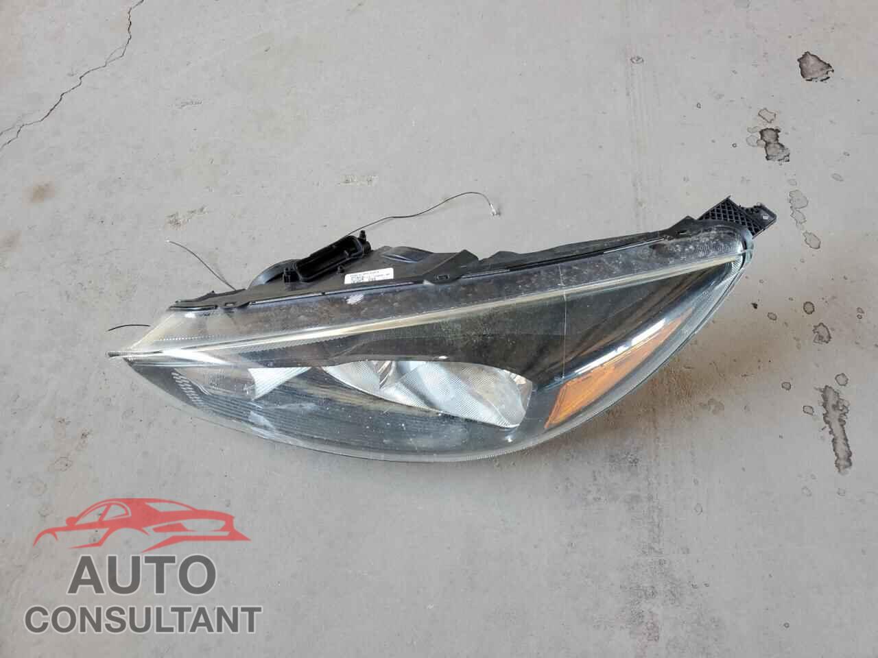 FORD FOCUS 2017 - 1FADP3M25HL212032