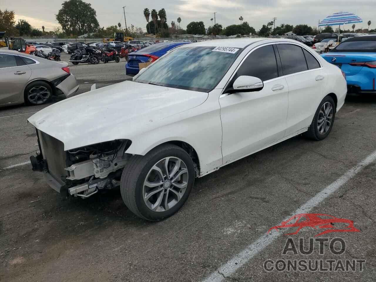 MERCEDES-BENZ C-CLASS 2016 - 55SWF4JB4GU129997