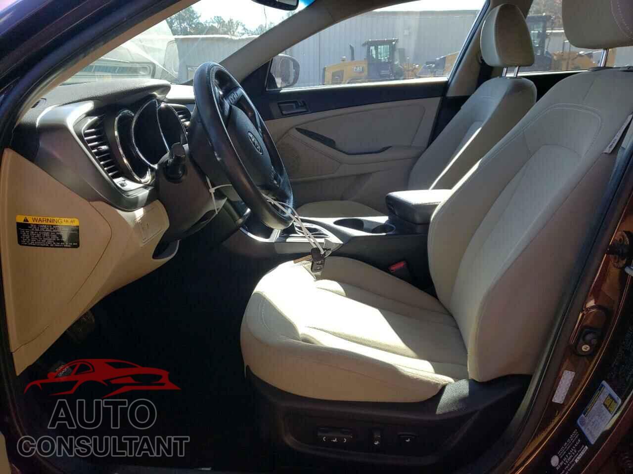 KIA OPTIMA 2011 - KNAGM4A73B5134543
