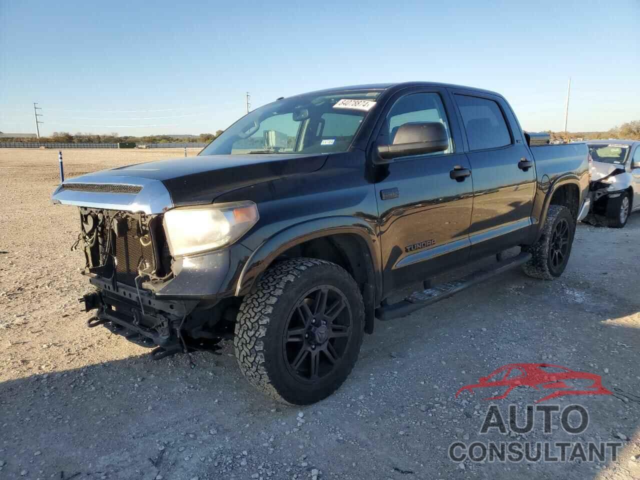 TOYOTA TUNDRA 2018 - 5TFDW5F15JX724840