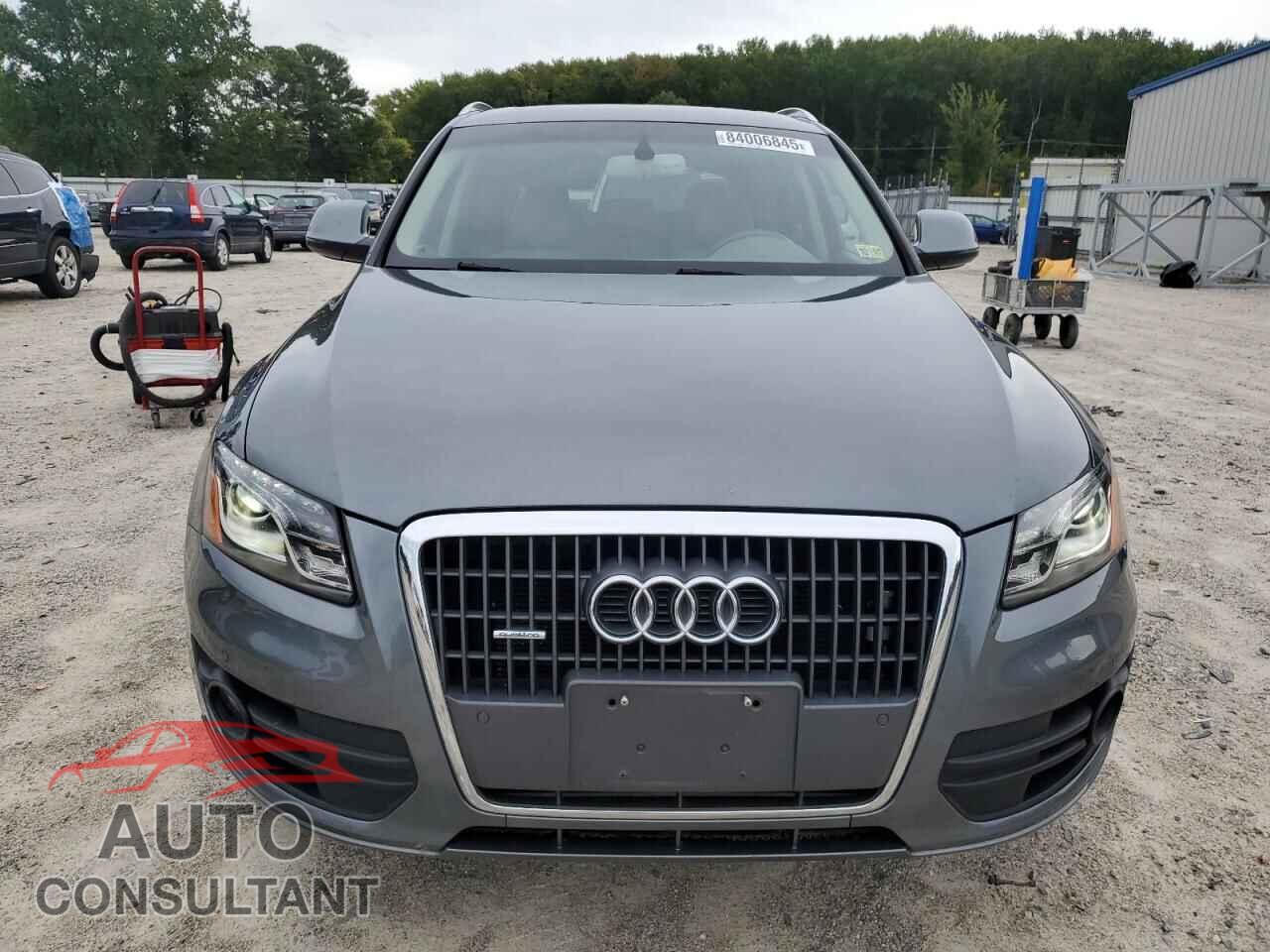 AUDI Q5 2012 - WA1LFAFP9CA105912